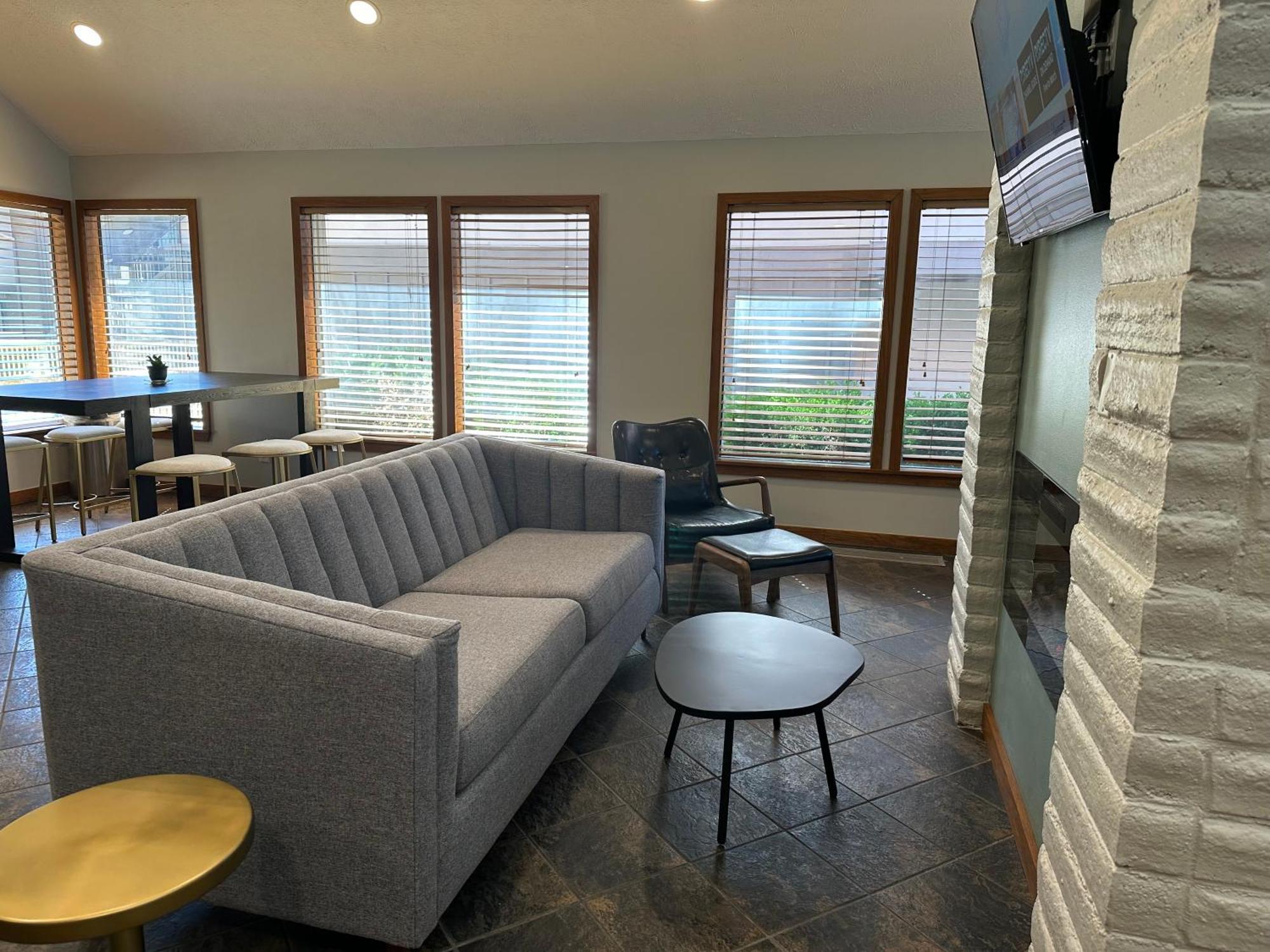 Mainstay Suites Springfield South - Battlefield Rd Экстерьер фото