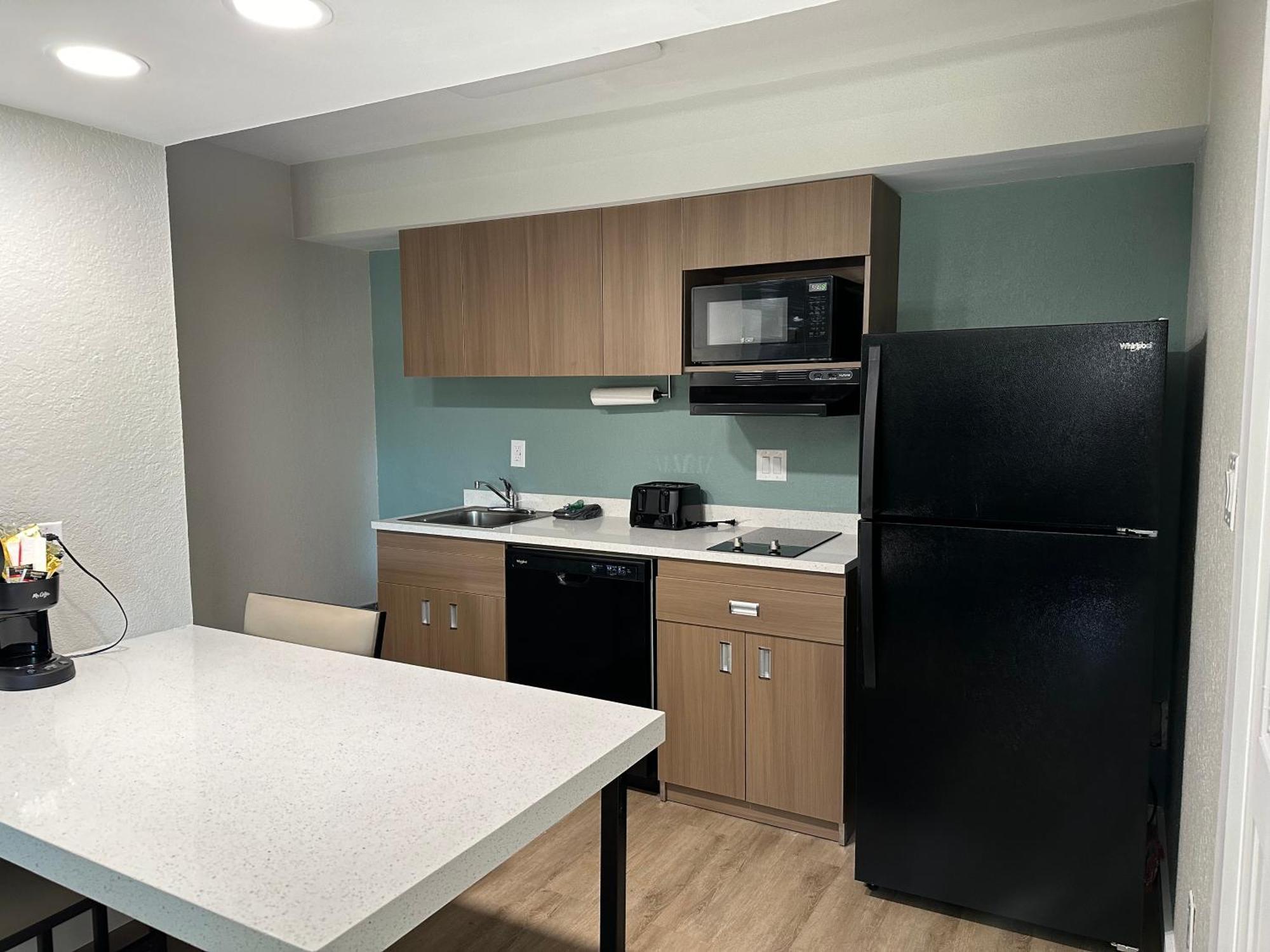 Mainstay Suites Springfield South - Battlefield Rd Экстерьер фото