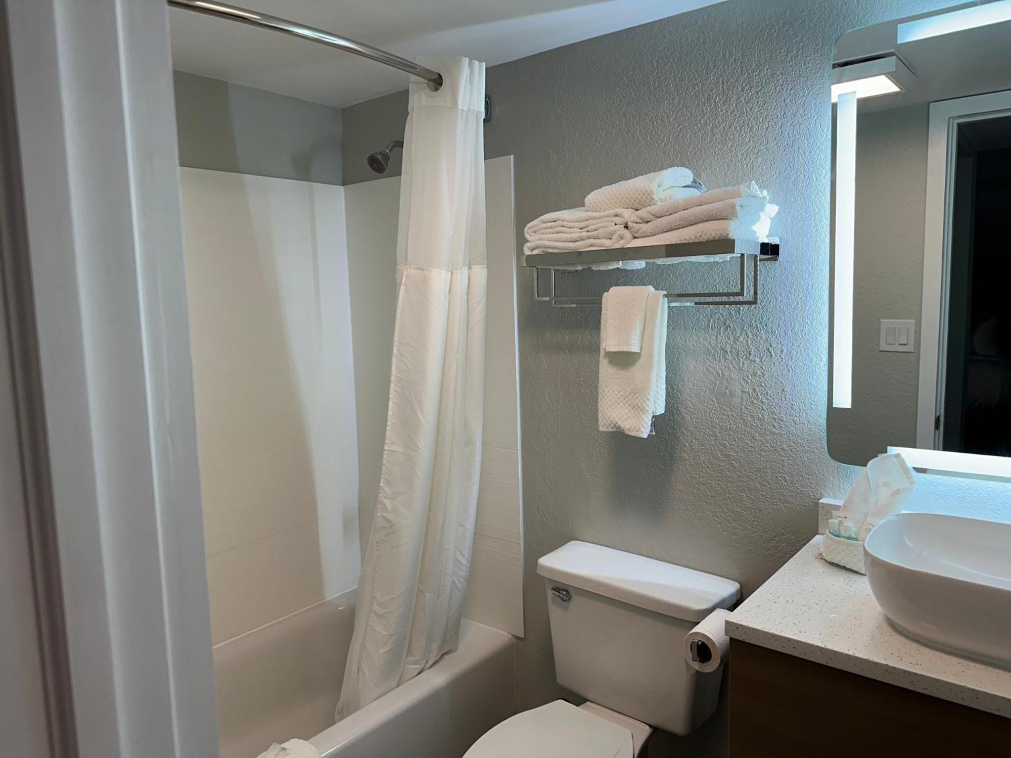 Mainstay Suites Springfield South - Battlefield Rd Экстерьер фото