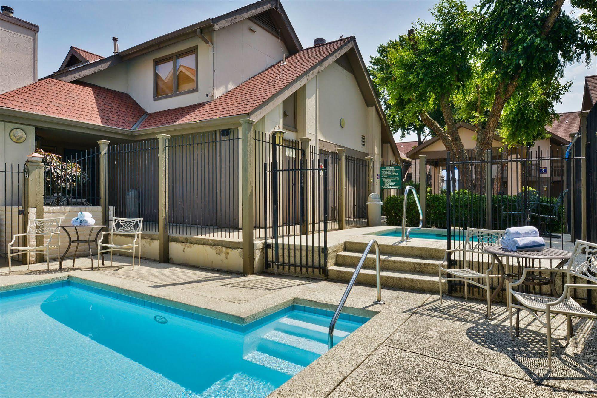 Mainstay Suites Springfield South - Battlefield Rd Экстерьер фото
